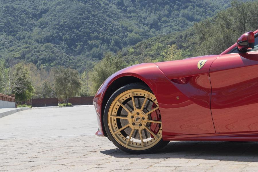 Детали экстерьера Ferrari F12berlinetta on Forgiato Wheels (TEC 2.4) 2017 года  (фото 3 из 4)